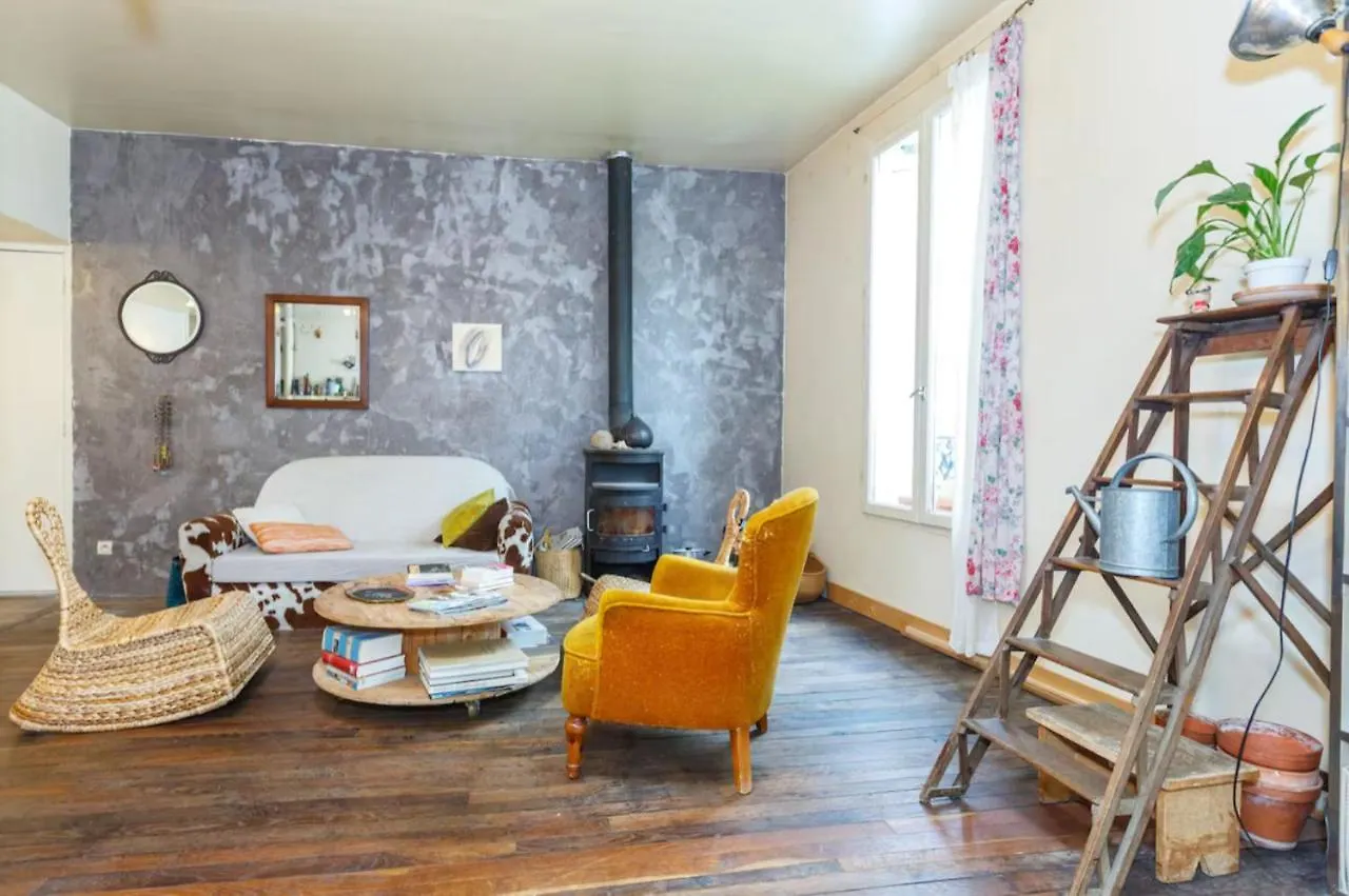 Homestay Votre Suite Entre Belleville Et Canal Paris